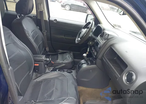 2017 Jeep Patriot Latitude 4X4 z USA, uszkodzony, nr VIN 1C4NJRFB2HD133797